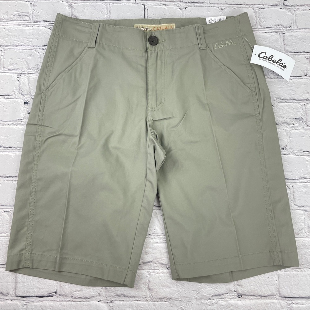 Cabela’s Casual Bermuda Khaki Shorts Size 8